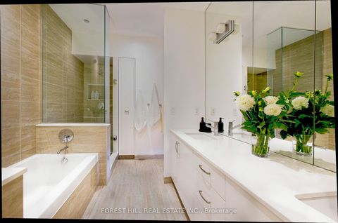 Photo 12 at 809 - 1 Market Street, Waterfront Communities C8, Toronto