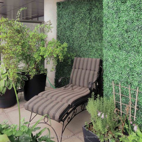 Photo 16 at 809 - 1 Market Street, Waterfront Communities C8, Toronto