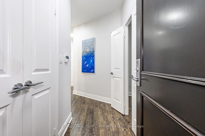 Photo 1 at 114 - 25 Earlington Avenue, Kingsway South, Toronto