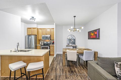Photo 4 at 114 - 25 Earlington Avenue, Kingsway South, Toronto