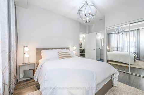 Photo 14 at 114 - 25 Earlington Avenue, Kingsway South, Toronto