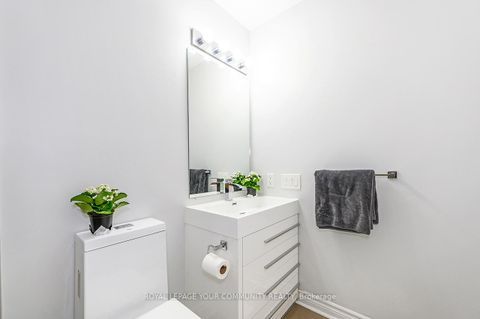 Photo 23 at 114 - 25 Earlington Avenue, Kingsway South, Toronto