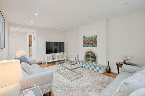 Photo 21 at 8 Elmsley Drive, Observatory, Richmond Hill