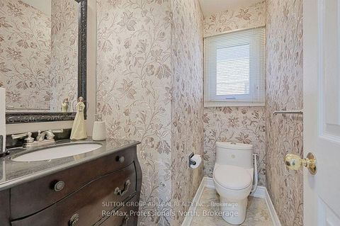 Photo 22 at 8 Elmsley Drive, Observatory, Richmond Hill