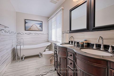 Photo 27 at 8 Elmsley Drive, Observatory, Richmond Hill