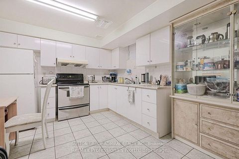 Photo 34 at 8 Elmsley Drive, Observatory, Richmond Hill