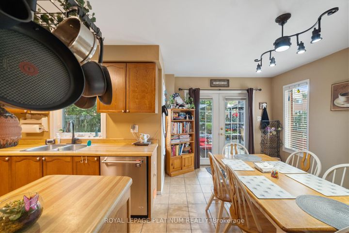Photo 9 at 77 Lord Simcoe Drive, Westgate, Brampton