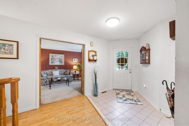 Photo 14 at 77 Lord Simcoe Drive, Westgate, Brampton