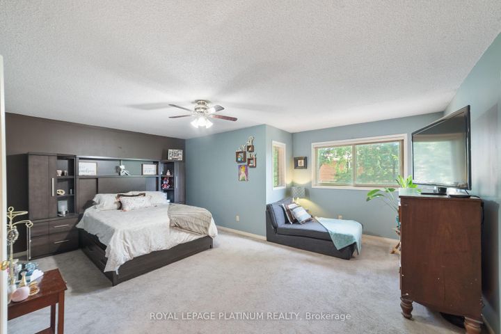 Photo 17 at 77 Lord Simcoe Drive, Westgate, Brampton