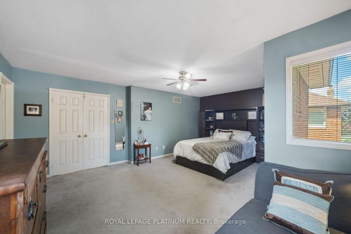 Photo 18 at 77 Lord Simcoe Drive, Westgate, Brampton