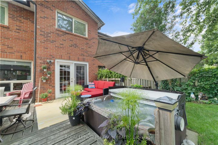 Photo 29 at 77 Lord Simcoe Drive, Westgate, Brampton