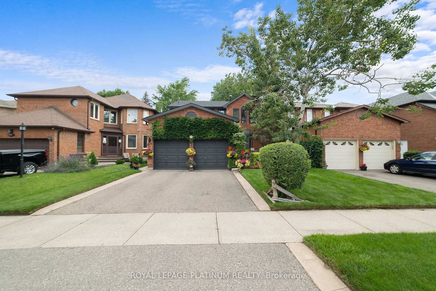 77 Lord Simcoe Drive, Westgate, Brampton 2