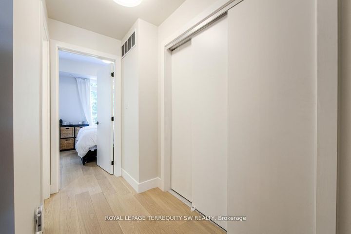 Photo 12 at TH15 - 80 Carr Street, Chinatown, Toronto