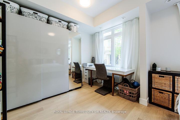 Photo 15 at TH15 - 80 Carr Street, Chinatown, Toronto