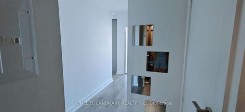 Photo 10 at 2009 - 199 Richmond Street W, Waterfront Communities C1, Toronto