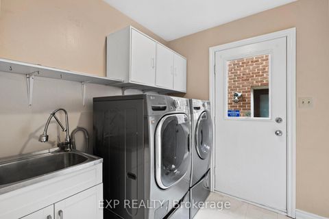 Photo 14 at 17 Gordon Rowe Crescent, Observatory, Richmond Hill