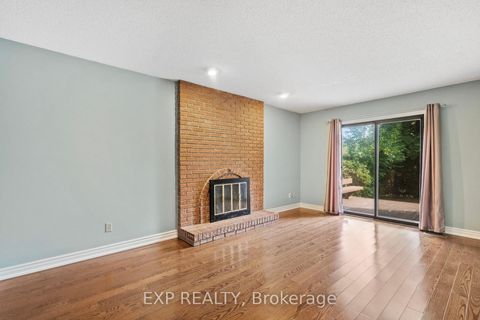 Photo 15 at 17 Gordon Rowe Crescent, Observatory, Richmond Hill