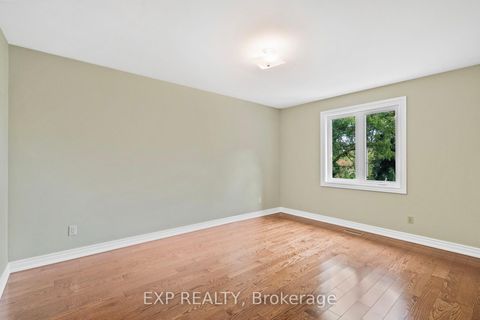 Photo 22 at 17 Gordon Rowe Crescent, Observatory, Richmond Hill