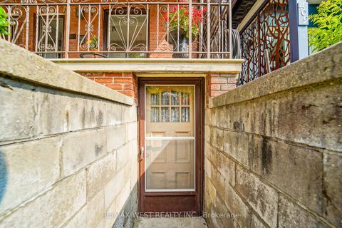 Photo 8 at 411 Westmoreland Avenue N, Junction, Toronto