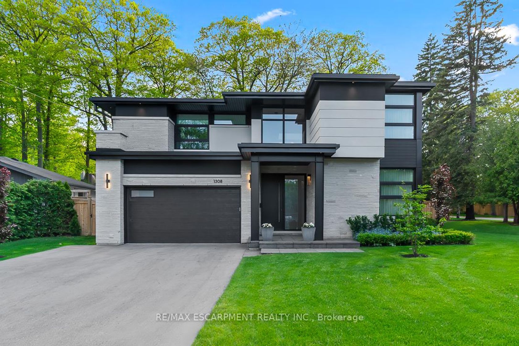 1308 Greenoaks Drive, Lorne Park, Mississauga 