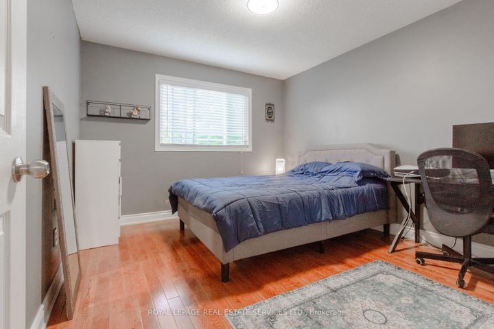 Photo 19 at 1536 Kirkrow Crescent, East Credit, Mississauga
