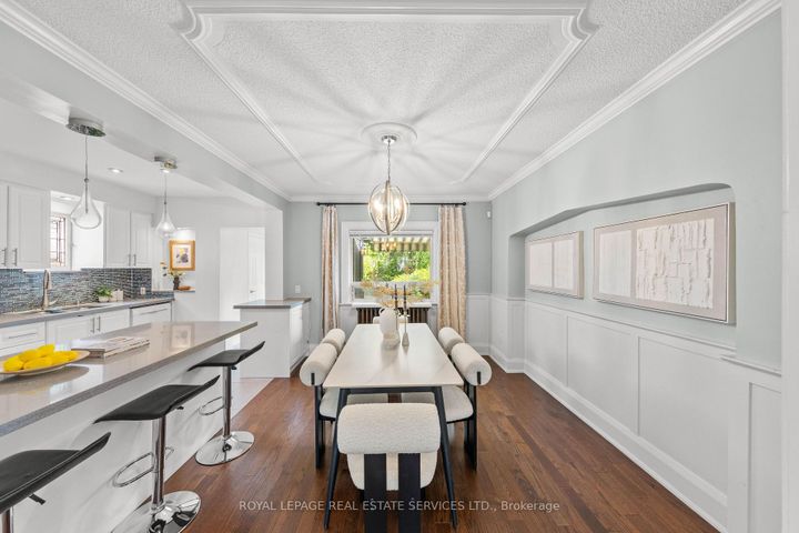 Photo 8 at 1565 Mount Pleasant Road, Lawrence Park North, Toronto