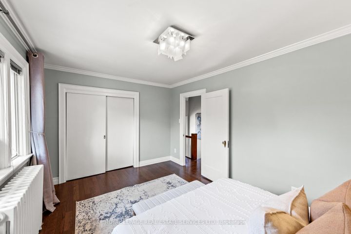 Photo 18 at 1565 Mount Pleasant Road, Lawrence Park North, Toronto