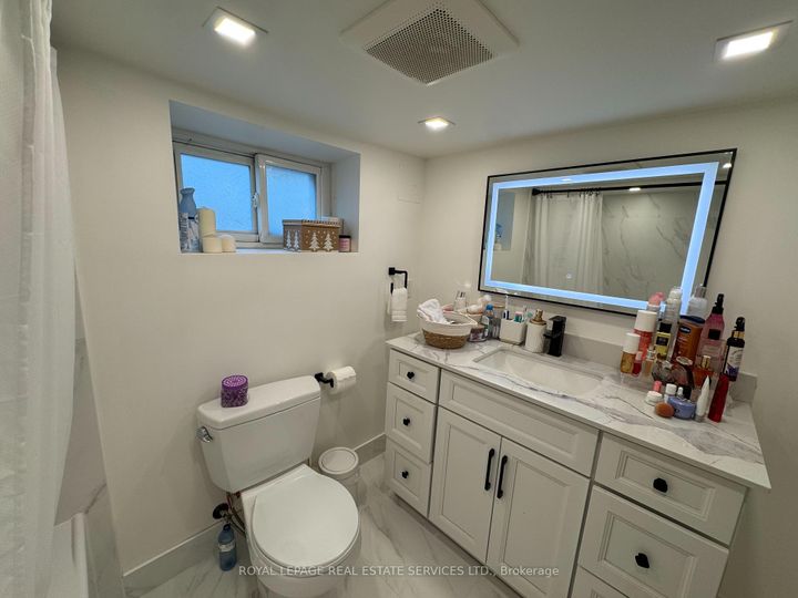 Photo 35 at 1565 Mount Pleasant Road, Lawrence Park North, Toronto