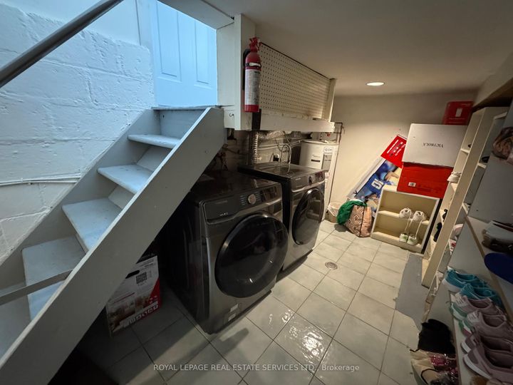 Photo 37 at 1565 Mount Pleasant Road, Lawrence Park North, Toronto