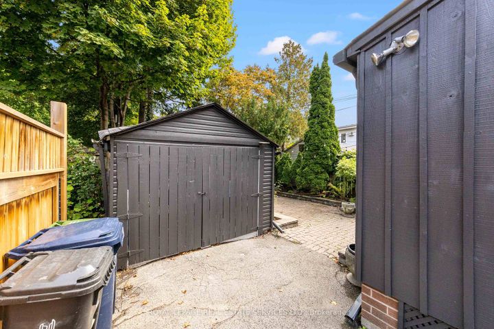 Photo 39 at 1565 Mount Pleasant Road, Lawrence Park North, Toronto