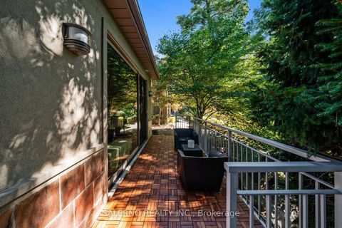 Photo 36 at 66 Clubhouse Road, East Woodbridge, Vaughan