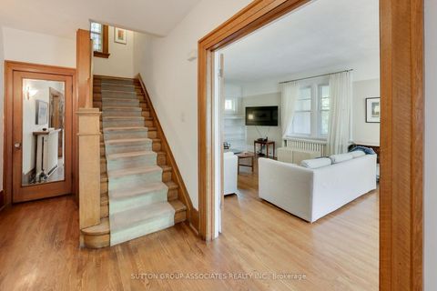 Photo 5 at 14 Bracondale Hill Road, Wychwood, Toronto