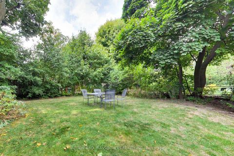 Photo 46 at 14 Bracondale Hill Road, Wychwood, Toronto