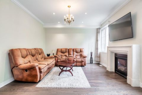 Photo 5 at 521 McGregor Farm Trail, Glenway Estates, Newmarket