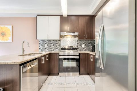 Photo 8 at 521 McGregor Farm Trail, Glenway Estates, Newmarket