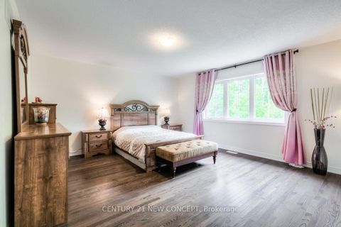 Photo 14 at 521 McGregor Farm Trail, Glenway Estates, Newmarket