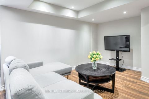 Photo 27 at 521 McGregor Farm Trail, Glenway Estates, Newmarket