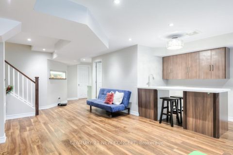 Photo 29 at 521 McGregor Farm Trail, Glenway Estates, Newmarket