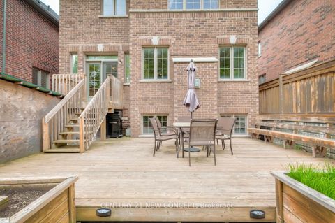 Photo 36 at 521 McGregor Farm Trail, Glenway Estates, Newmarket