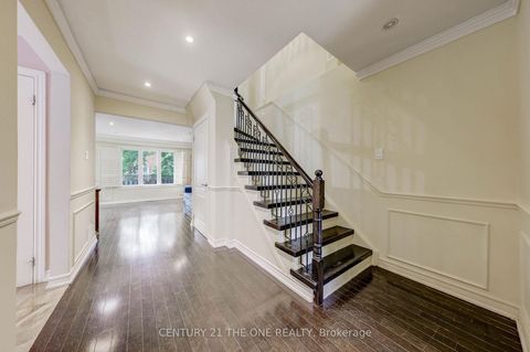 Photo 2 at 27 Pugsley Avenue, Crosby, Richmond Hill