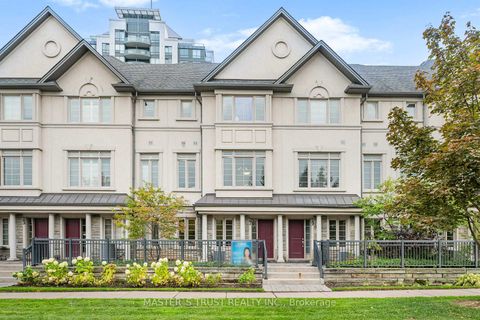 Photo 1 at 27 Beverley Glen Boulevard, Beverley Glen, Vaughan Photo 1 at 27 Beverley Glen Boulevard, Beverley Glen, Vaughan