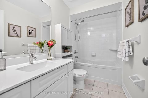 Photo 21 at 27 Beverley Glen Boulevard, Beverley Glen, Vaughan Photo 21 at 27 Beverley Glen Boulevard, Beverley Glen, Vaughan