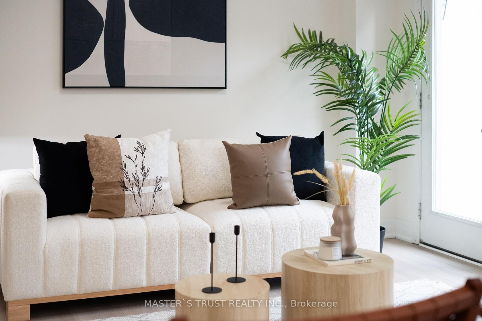 27 Beverley Glen Boulevard, Beverley Glen, Vaughan photo 2 27 Beverley Glen Boulevard, Beverley Glen, Vaughan photo 2