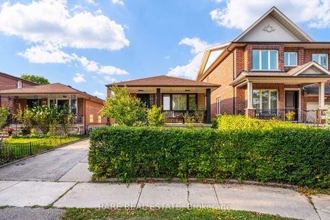 Photo 2 at 98 Hay Avenue, Mimico, Toronto