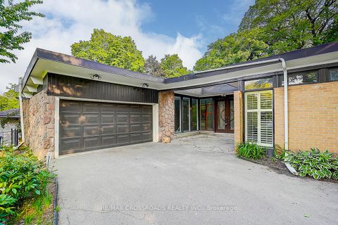 Photo 3 at 53 Forest Grove Drive, Bayview Village, Toronto