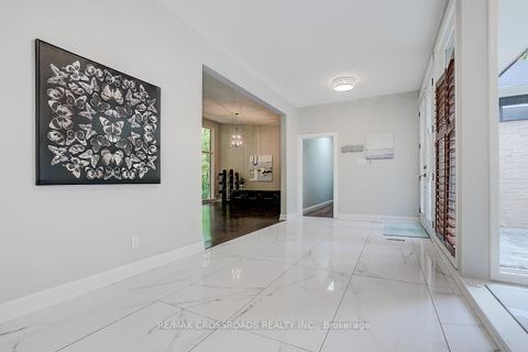 Photo 10 at 53 Forest Grove Drive, Bayview Village, Toronto