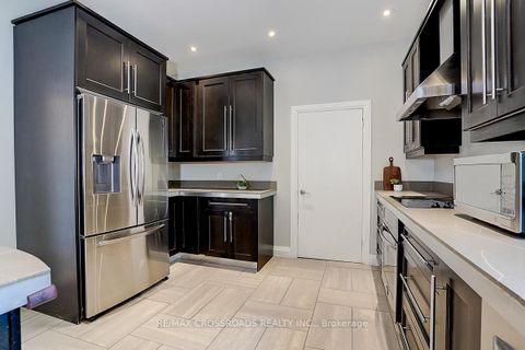 Photo 22 at 53 Forest Grove Drive, Bayview Village, Toronto