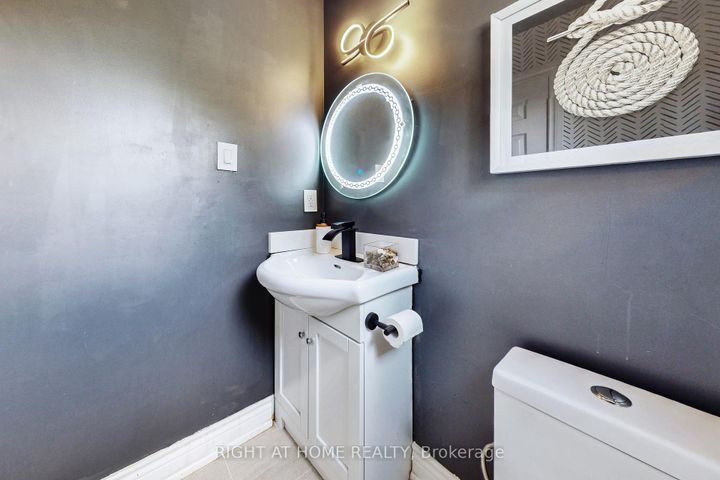 Photo 18 at 203 Thoms Crescent, Central Newmarket, Newmarket