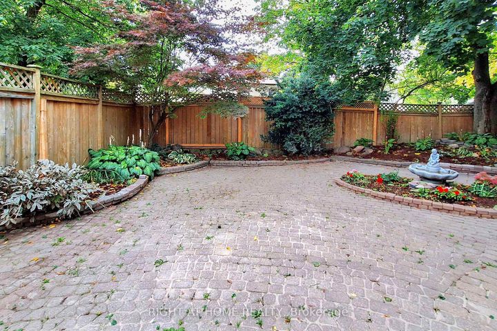 Photo 39 at 203 Thoms Crescent, Central Newmarket, Newmarket