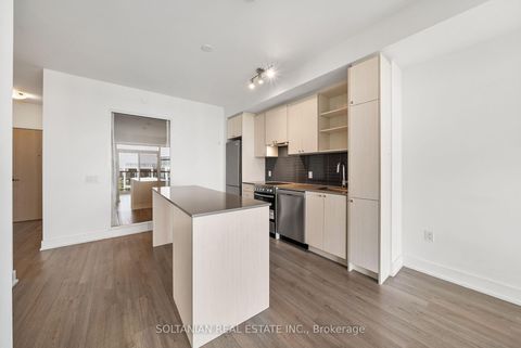 Photo 10 at 810 - 50 George Butchart Drive, CFB, Toronto